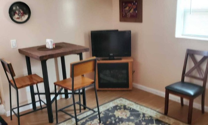 Uniondale House | Inviting First Floor Apartment with Private Entrance & Transit Access