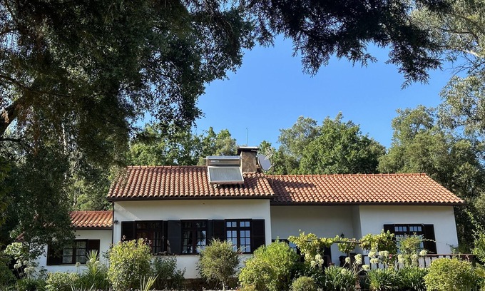 Tabua House | Tranquil Farm Retreat with Lake, Near River Beaches