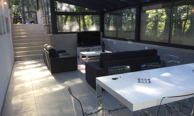 Cenac-et-Saint-Julien House | Private Gite with Pool in Dordogne Near Sarlat Chateaux