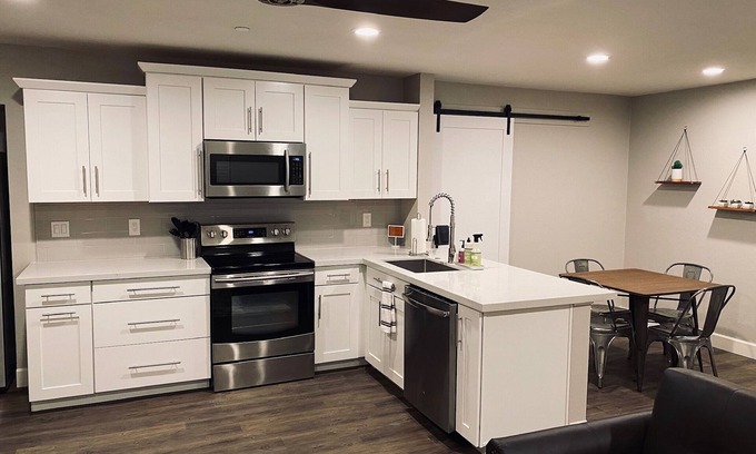 Lehi House | Premier Guest House in Mesa near Scottsdale & Phoenix
