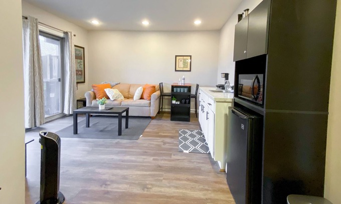 Herndon House | Top-Rated Private Guest Suite with Kitchen & Pet-Friendly