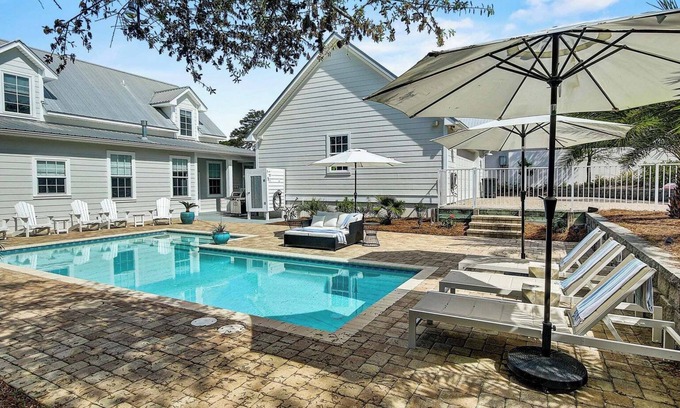 Santa Rosa Beach House | Beachside Retreat with Private Pool & Golf Cart Access