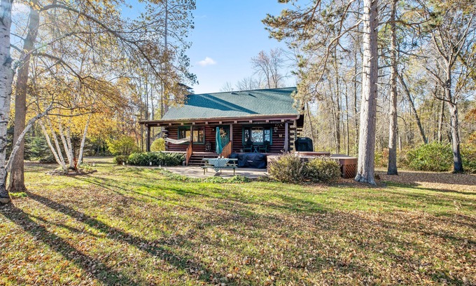 Ironton Cabin | Private Hideaway on Lookout Lake with Hot Tub & Pontoon