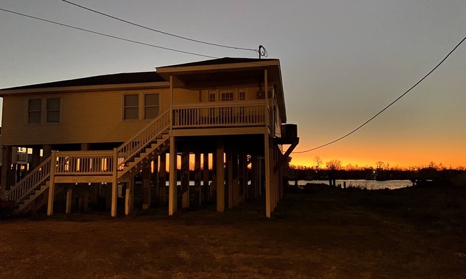 Barataria House | Unwind at a Private Retreat: Fishing, Ecotourism & More