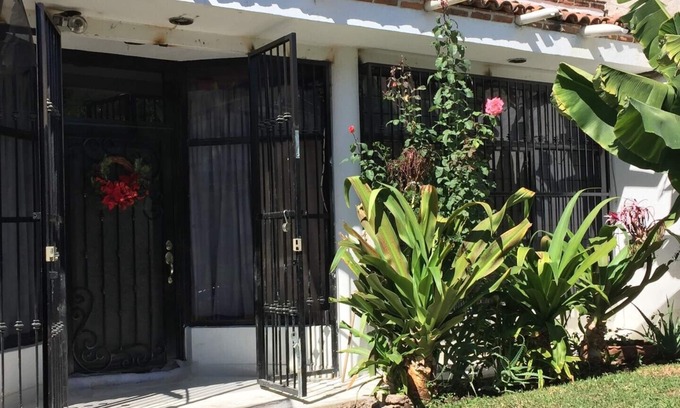 Chapala Centro House | Cozy Home Near Lake Chapala - 15 Min to Town Center