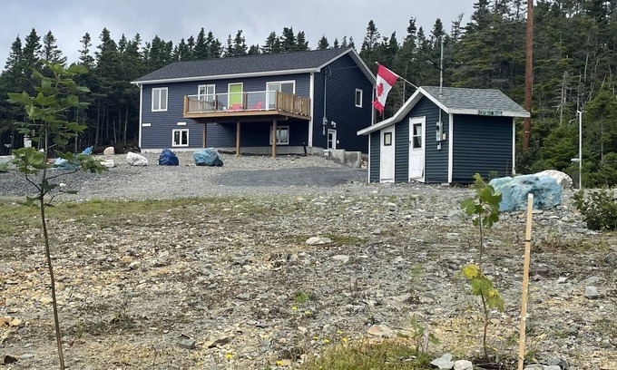 New Harbour House | Serene Forest Retreat with Panoramic Deck Views and Pool