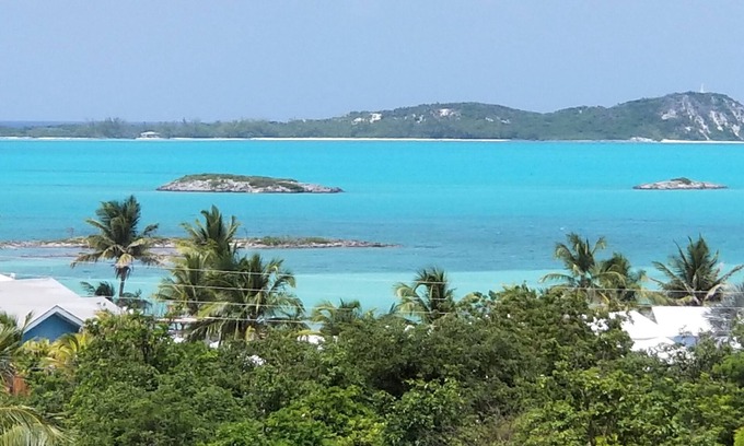 George Town House | Oceanview Retreat Near Jolly Hall with Amazing Amenities