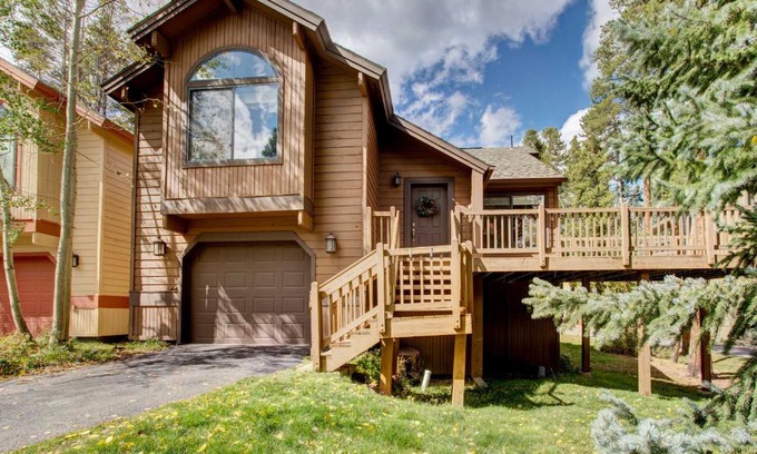 Park Forest Estates House | Inviting Breckenridge Abode with Private Hot Tub & Deck