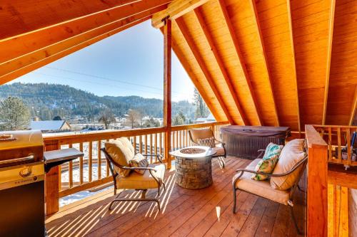 Garden Valley Apartment | Cozy Garden Valley Apartment with Hot Tub & Mountain Views