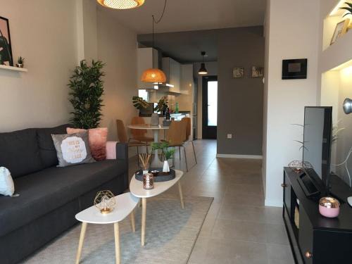 Torre de la Horadada House | Cozy 3-Bedroom Private House with Garden in Torre de la Horadada