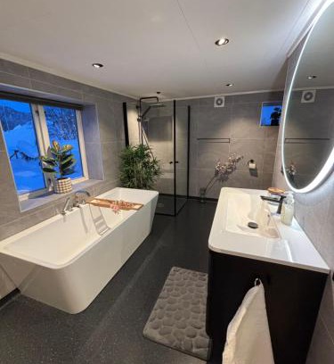 Orkanger Villa | Charming Private House in Orkanger with Pool & High Ratings