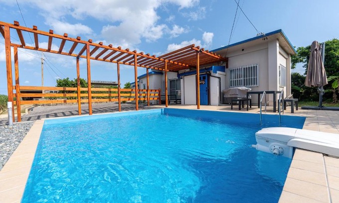 Ueno Villa | Elegant Private House Noko: 4-Star Stay with Pool