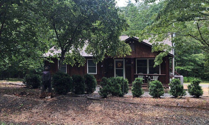 Pittsville House | Private House on Leesville Lake - Guest Rated 10/10