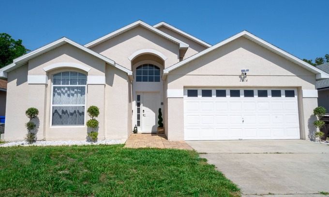 Lakeside Estates House | Private House with Pool: Guest Rated 9.6 in Kissimmee