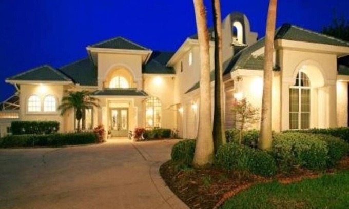 Ocoee Apartment | Inviting In-Law Suite with Lake View in Gated Community