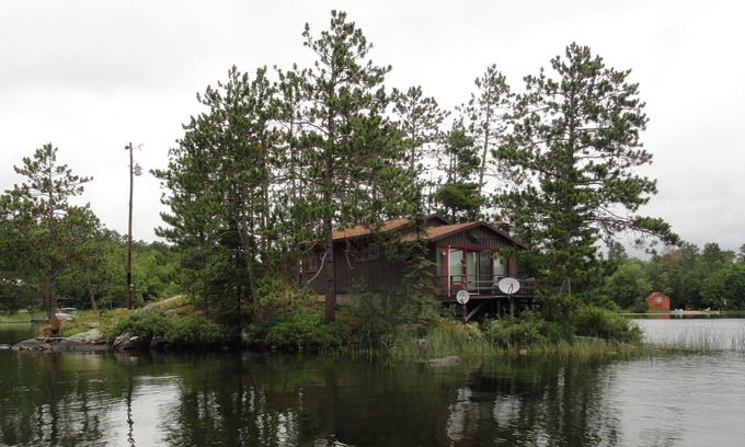 Cook Cabin | Unique Island Retreat on Lake Vermilion with Spa & Pool