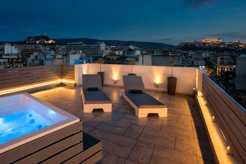 Metaxourgio Apartment | Oceanfront Retreat at The Loft Athens - Guest Rated 9/10