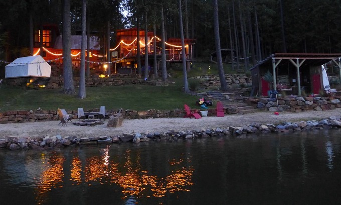 Hope House | Private Lake home with guest cabin