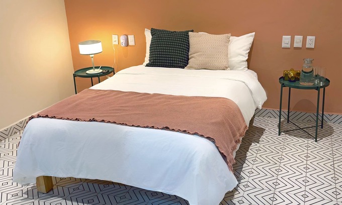 Americana House | Private loft with kitchenette in the Americana neighborhood, half a block from Chapultepec.