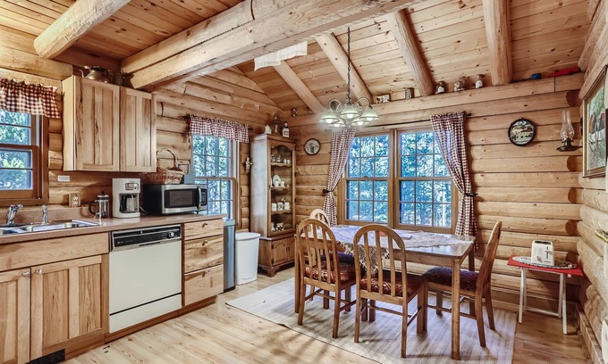 Black Hawk Cabin | Cozy Log Cabin with Wood Stove in Black Hawk