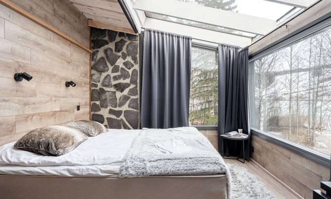 Jamsa Cabin | Private & Luminous Suite with lake views