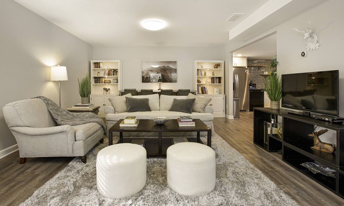 Sandy Springs Apartment | Exclusive Retreat Near Dunwoody Country Club with Spa