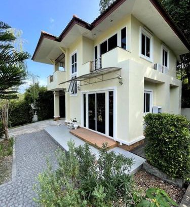 Ko Chang Villa | Relaxing Pool Villa in Koh Chang with Oceanfront Views