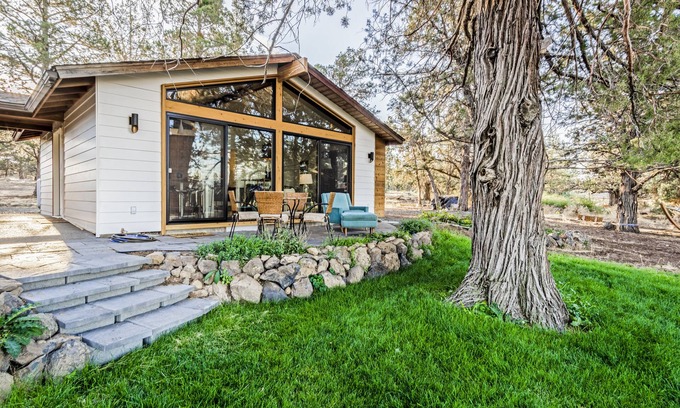 Bend Cabin | Modern Mid Century Cabin with Hot Tub & Mountain Views