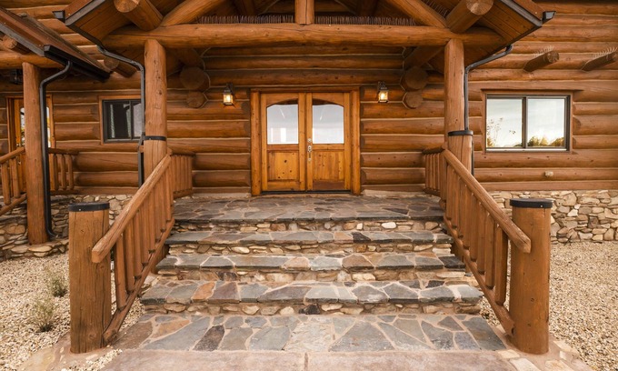 Walsenburg House | Idyllic Private Mountain Getaway for Families and Friends