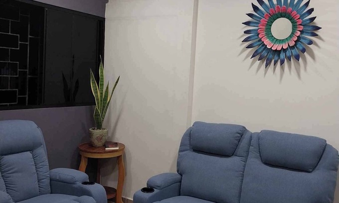 Sonzacate House | Cozy Townhouse Retreat - Perfect for Families and Pets