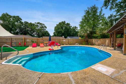 Northeast Pensacola House | Serene Oasis with Pool Near Downtown & Beach - 4-Star Stay