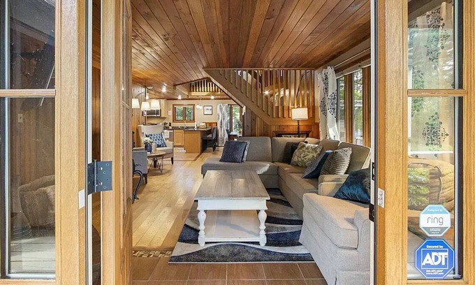 Silver Lake House | Private oasis with game room + hot tub! 5Bed/3Bath