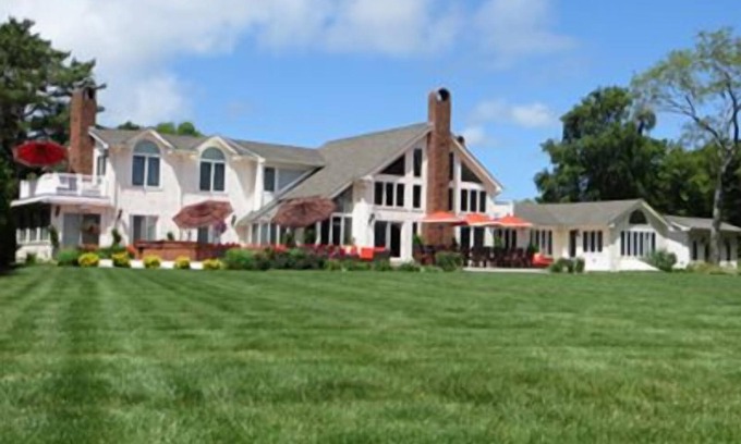 Kingston House | Exclusive Ocean Beachfront Estate with Pool and Spa