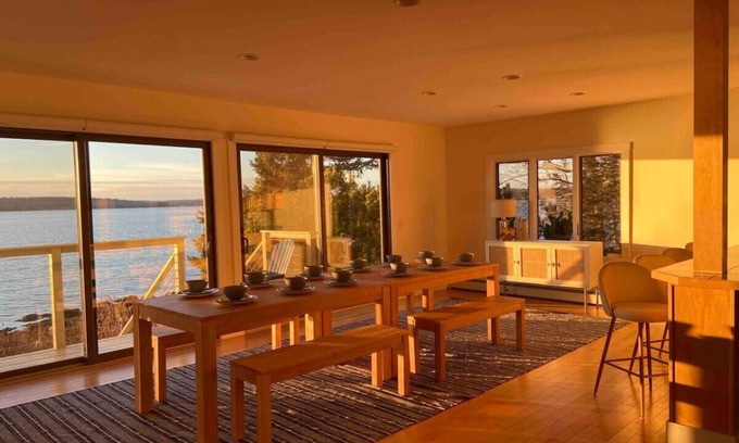 Trenton House | Oceanfront Retreat Near Bar Harbor | Guest Rated 10/10