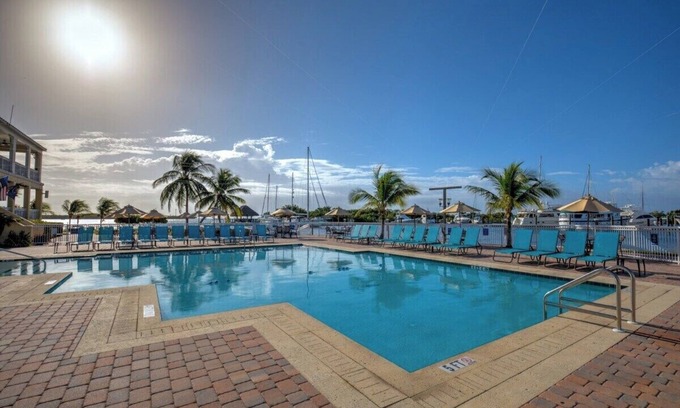 Key West Condo | Waterfront Grand Marina Suite with Ocean Views & Pool