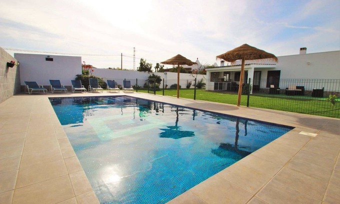 Conil de la Frontera House | Modern Casa Jesus: Private Pool & Oceanfront Oasis