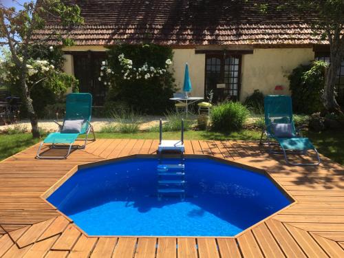 Rouffignac-Saint-Cernin-de-Reilhac House | Exclusive Late Deals at Oceanfront Retreat with Private Pool