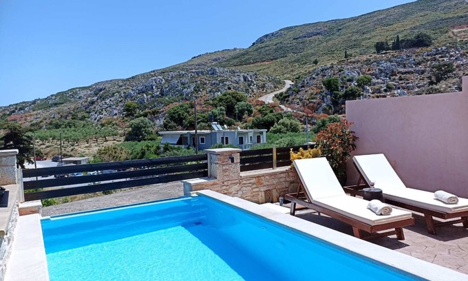 Platanos Villa | Private Pool Villa Just 5 Minutes from Falasarna Beach