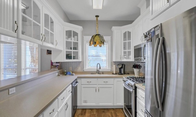 Village of Sugar Beach House | Gorgeous Private Pool & Ocean View Near the Beach