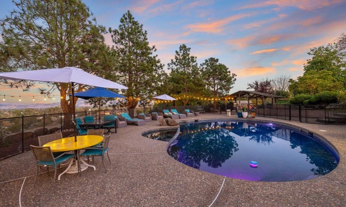 Cotati Villa | Inviting Cotati Villa with Private Pool and Ocean Views