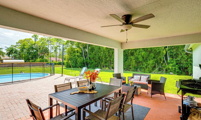 Hunt Club House | Private Pool & Fire Pit: Home in West Palm Beach!