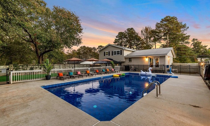 Conyers House | Family-Friendly Home with Private Pool & Fire Pit Retreat