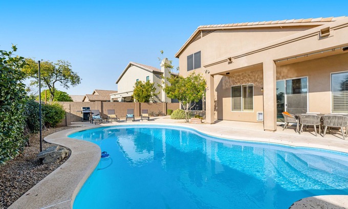 Tatum Ranch House | Pet-Friendly Retreat with Private Pool & Firepit Oasis