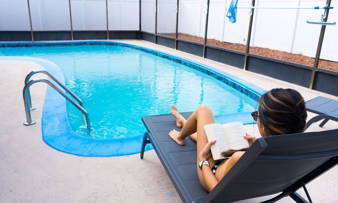 Tanglewood Terrace House | Exclusive Oasis with Private Pool in Pet-Friendly Retreat