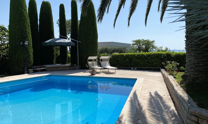 Montioni Apartment | Exclusive Villa Colombara: Private Pool & Lake View Oasis