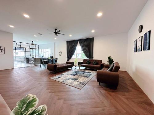 Kampung Seberang Takir House | Private Pool Getaway: Family-Friendly Holiday Home Awaits
