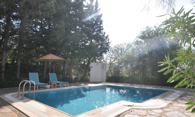 Dagbelen Villa | Private Pool Villa Begonvil 2+1