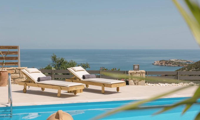 Bali Villa | Private Pool Villa, Sea Views, BBQ,close to Beach