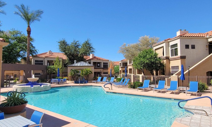 Montana Vistas Condo | Serene Condo Retreat in Scottsdale: Pool, Spa & Outdoor Kitchen