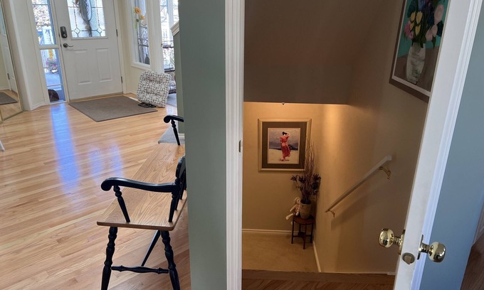 Valley Ridge Bed & Breakfast | Cozy Basement Retreat with Kitchen – Guest Rated 10/10